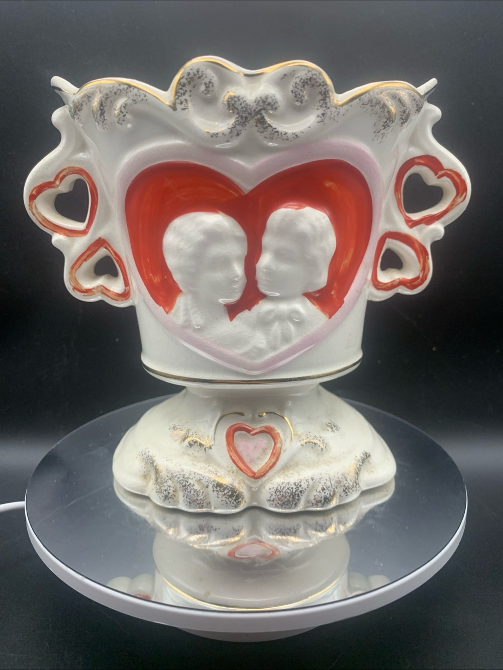 Vintage Relpo Valentines Day Hearts Planter Cameo Vase Made in Japan A1460A